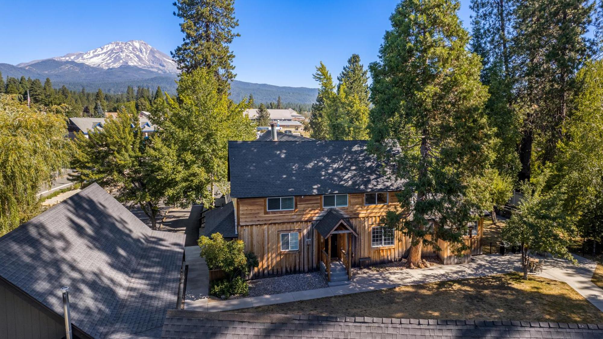 Shasta View Lodge McCloud Экстерьер фото